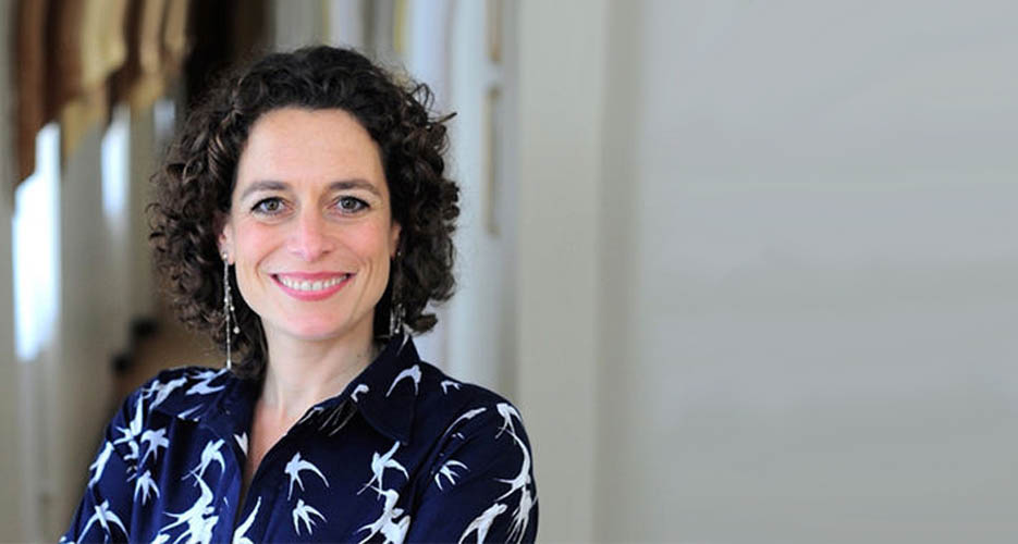 Alex Polizzi