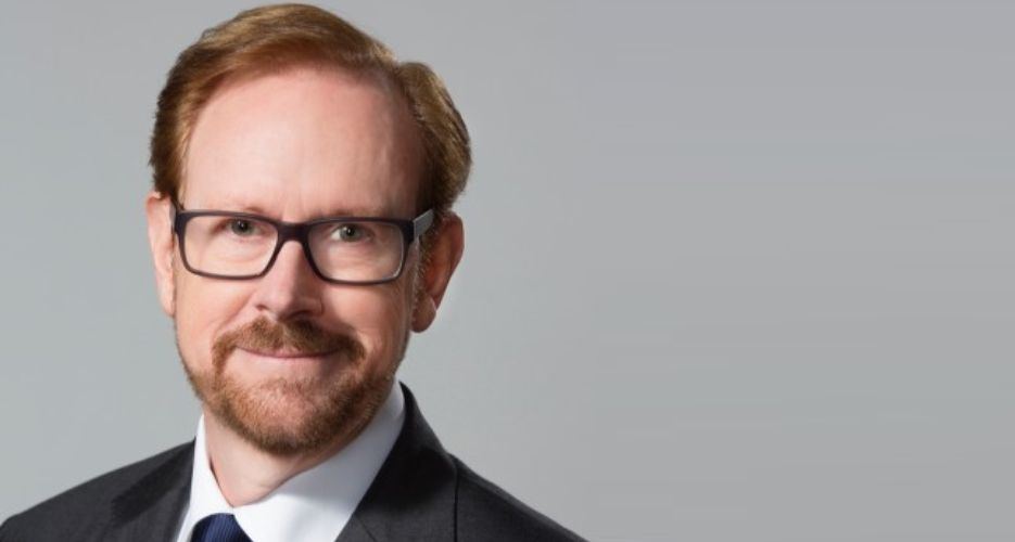 Daniel Burrus Official Speaker Profile Picture