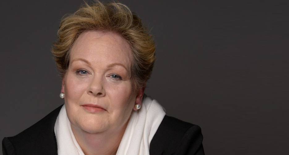 Anne Hegerty official speaker profile picture