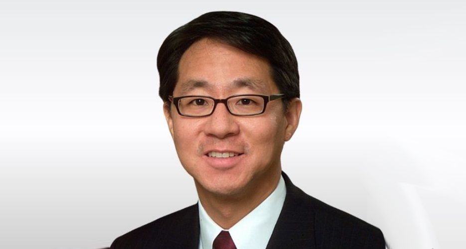 Curtis S. Chin Official Speaker Profile Picture