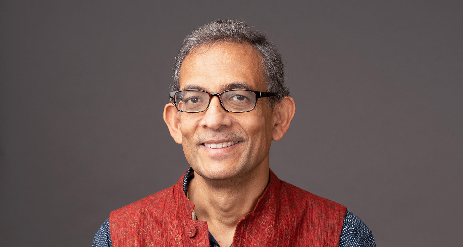 Abhijit Banerjee Official Speaker Profile Picture