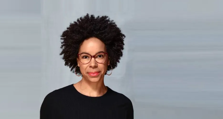 Ayana Elizabeth Johnson official speaker profile picture