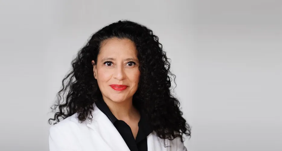 Helga Flores Trejo official speaker profile picture