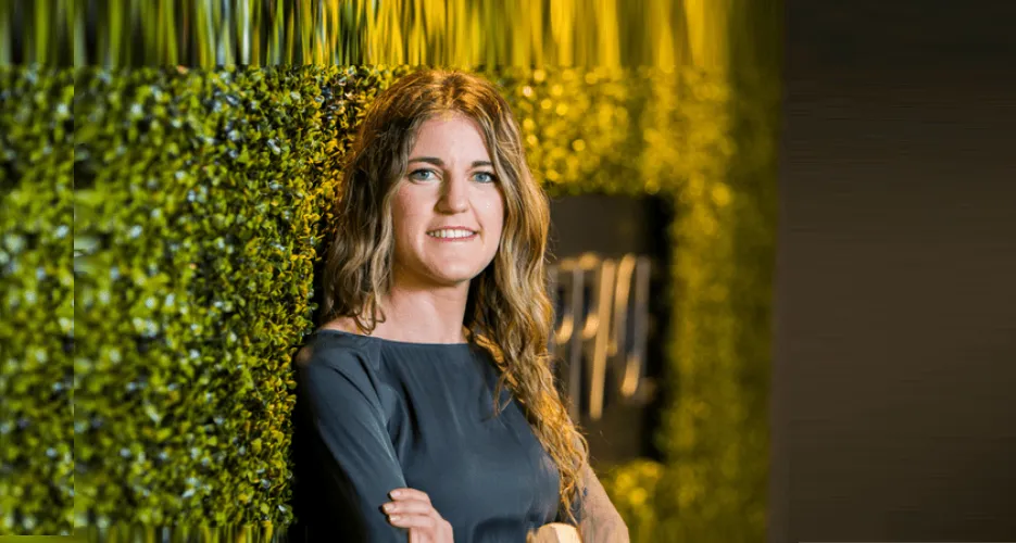 Nikki Greenberg official speaker profile picture