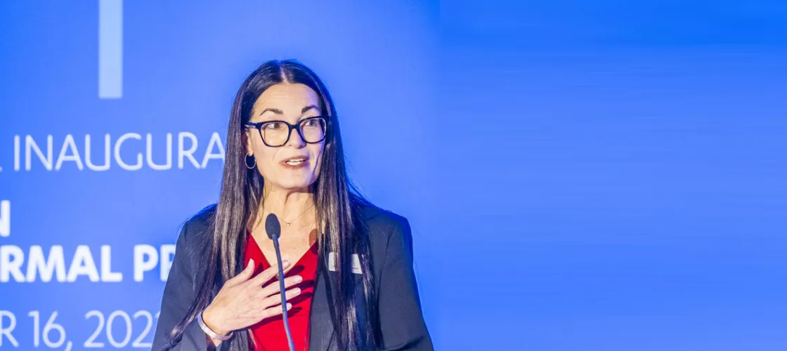 Paulette Frank official speaker profile picture