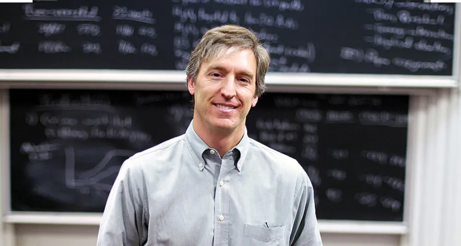 Steven Levitt Official Speaker Profile Picture