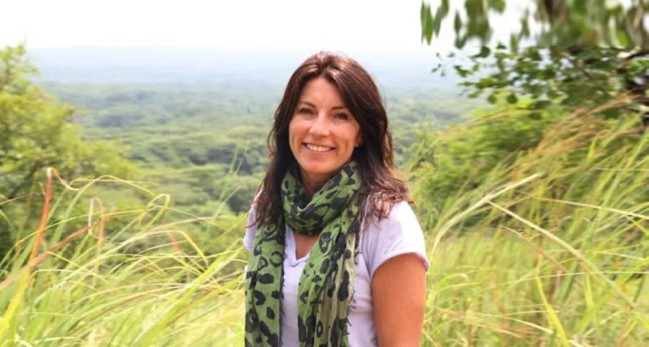 Lucy Cooke official speaker profile image