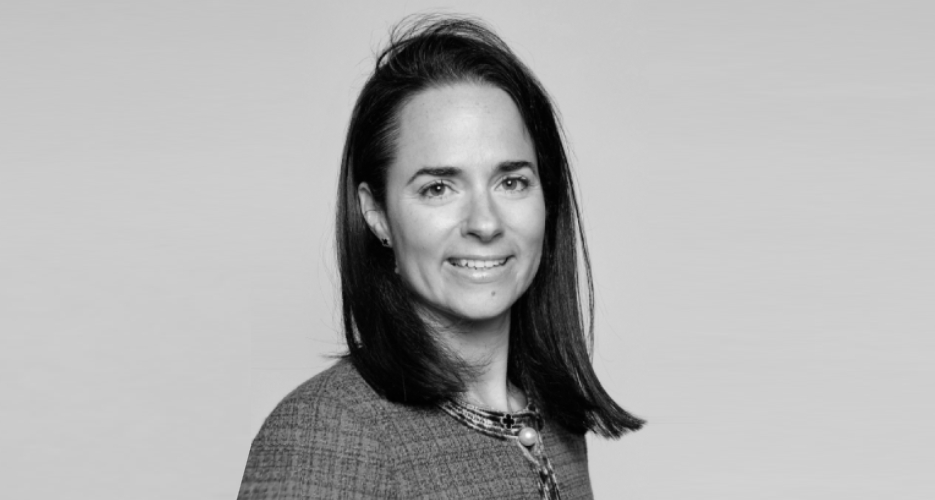 Katie Harries Official Speaker Profile Picture hero