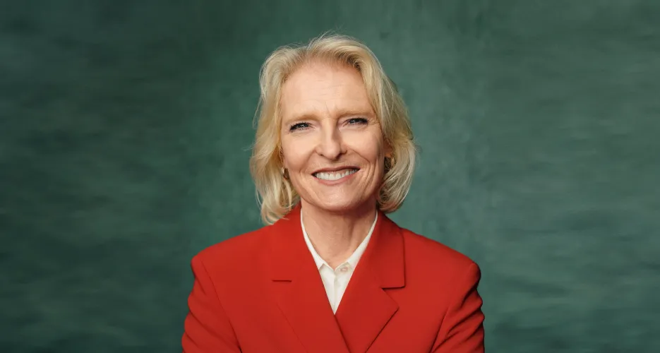 Nicola Hodson Official Speaker Profile Image