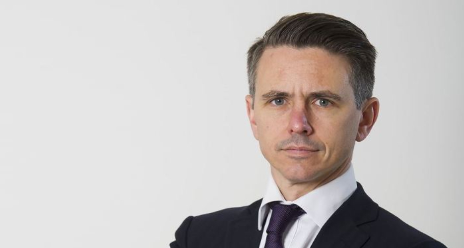 James Lyons Official Speaker Hero Image