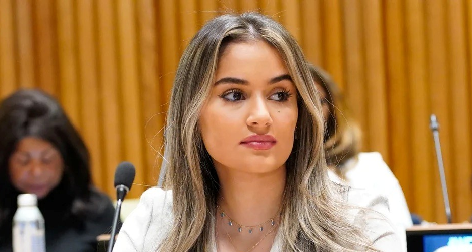 Sophia Kianni official speaker profile picture