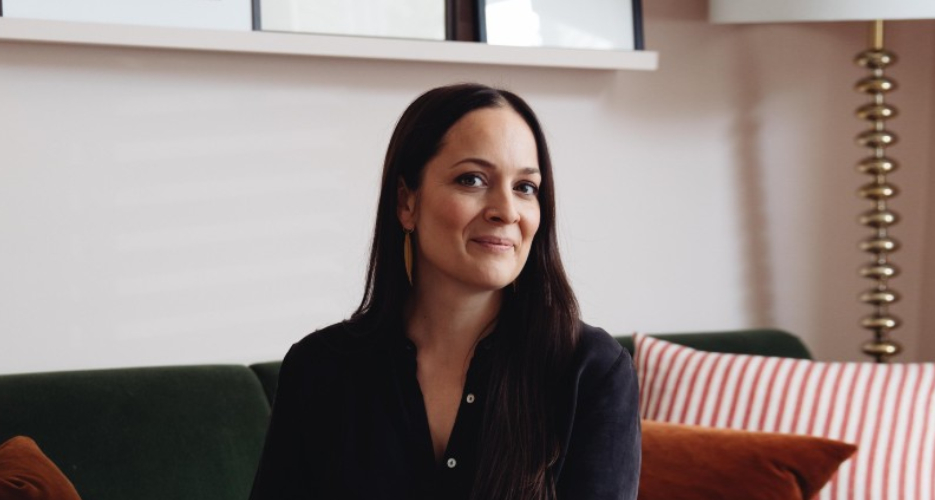 Nathalie Nahai official speaker profile picture