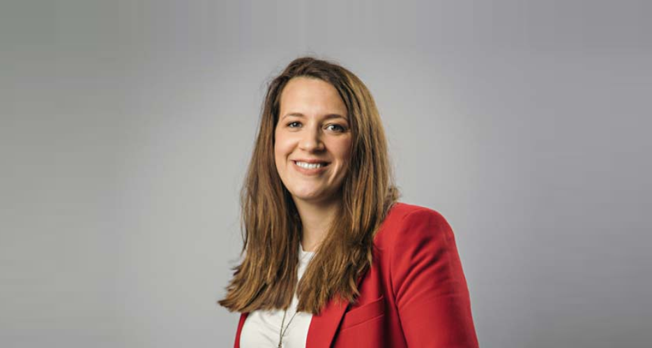 Dr Eliza Filby Official Speaker Profile Picture