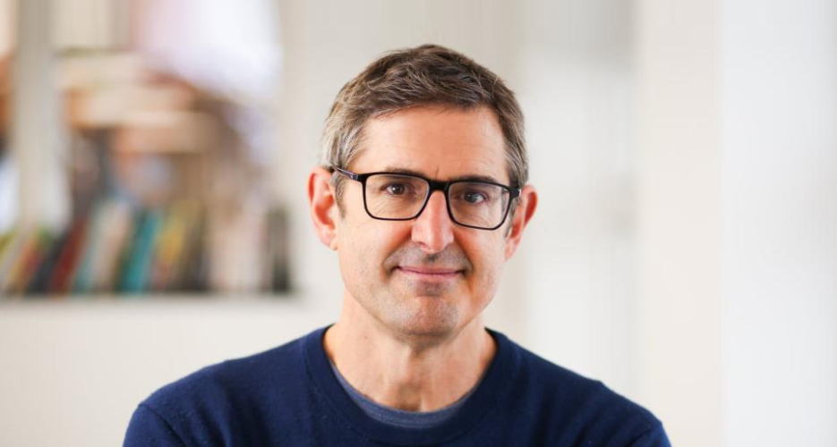 Louis Theroux official speaker profile picture