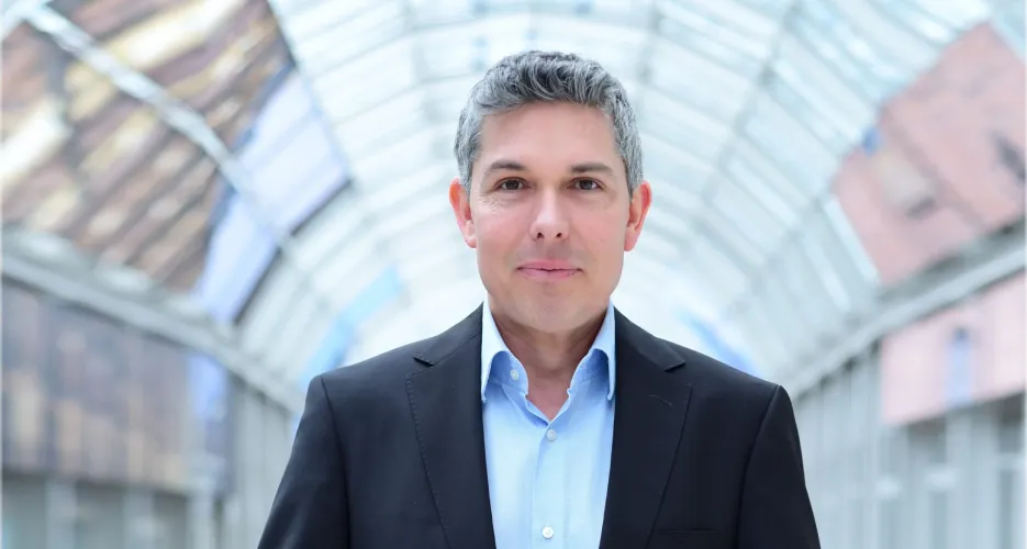 Tim Cortinovis Official Speaker Profile Image