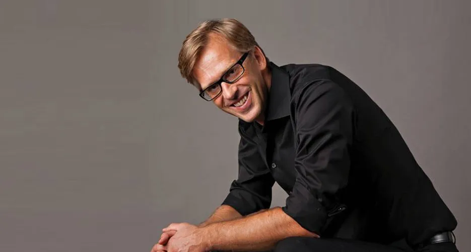 Fredrik Haren official speaker profile image