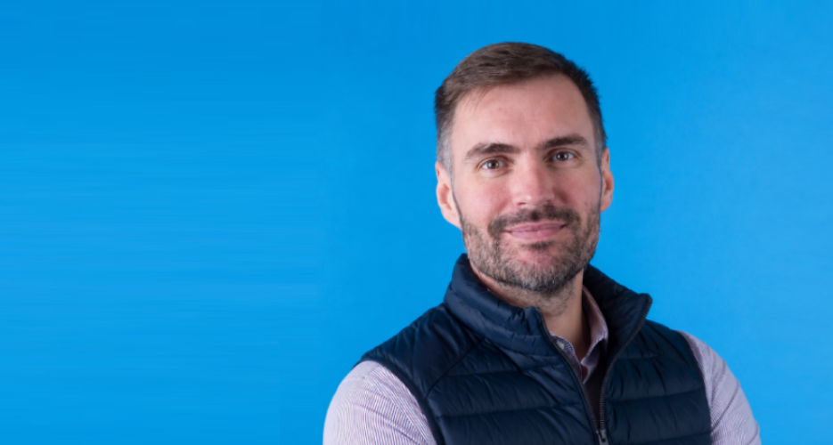 Andrew Hulbert Official Speaker Profile Picture