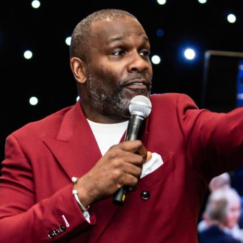 Dr Derek Redmond trending keynote speaker under £10k