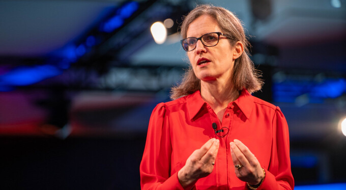 Harriet Beveridge female speaker changing the future of the keynote speaker industry