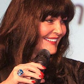 Hire Deborah Meaden | Dragons' Den Investor | Speaker Agent