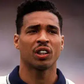 Des Walker