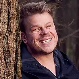 Dave Erasmus official speaker profile picture