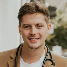 Dr Alex George Official Speaker Profile Picture