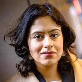 Sara Khan official speaker profile picture