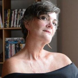 Louisa Heinrich Official Speaker Profile Picture