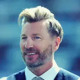 Robbie Savage Official Speaker Profile Picture