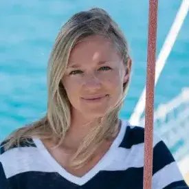 Emily Penn official speaker profile picture