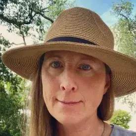Hannah McKeand official speaker profile picture