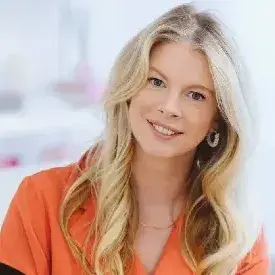 Beth Clay official speaker profile image