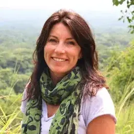 Lucy Cooke official speaker profile image