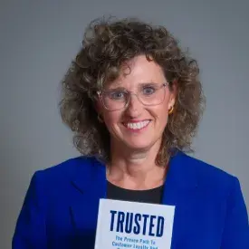 Natalie Doyle Oldfield Official Speaker Profile Picture