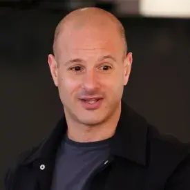 Simon Feldman Official Speaker Profile Picture