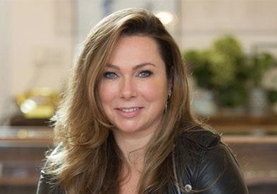 Holly Tucker