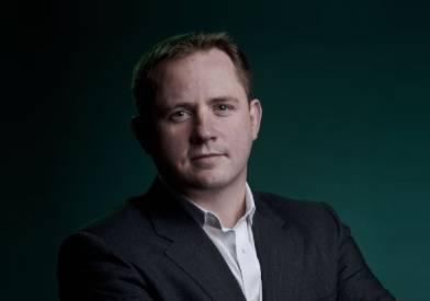 Alastair Lukies