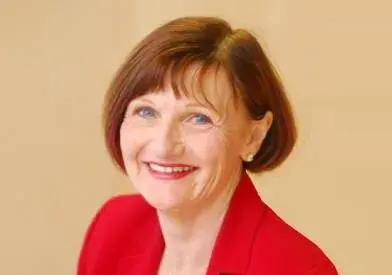 Barbara Hakin 