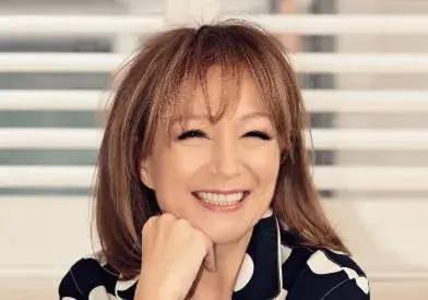 Rita Clifton Official Speaker Profile Picture