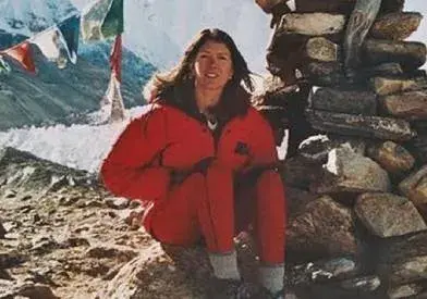 Rebecca Stephens 
