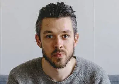 Tobias Ahlin official speaker profile picture