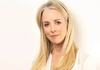 Isabel Oakeshott official speaker profile picture