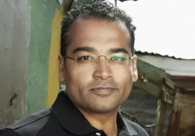 Krishnan Guru-Murthy official speaker profile picture