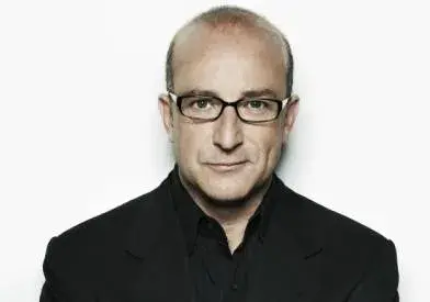 Paul McKenna official speaker profile picture