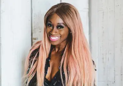 Ife Thomas Official Speaker Profile Picture