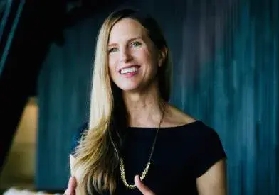 Alison McCauley official speaker profile picture