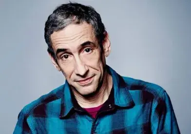 Douglas Rushkoff Official Speaker Profile Picture