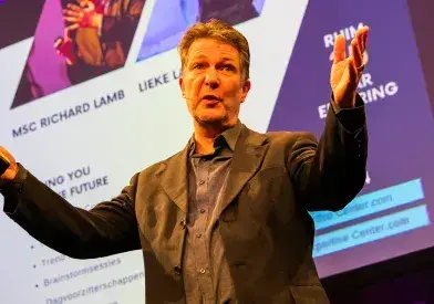 Richard Lamb Official Speaker Profile Picture