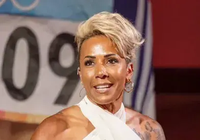 Kelly Holmes official speaker profile picture